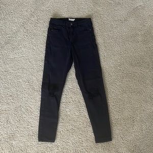 Topshop Skinny Jean - Distressed